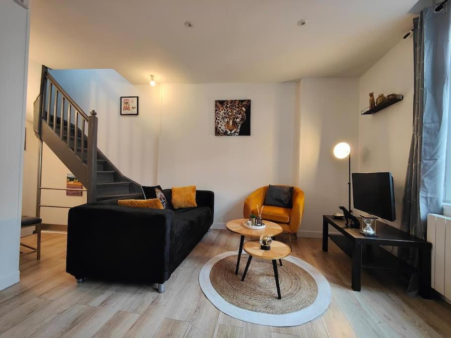 La Feline - Duplex - Vieux Valenciennes - Familial Apartment Exterior photo